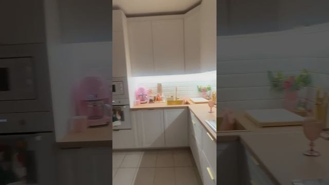 Запоздалые новогодние обстановочки ✨🎄 хочу Новый го смотреть онлайн