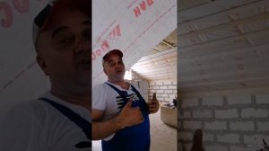 УТЕПЛЯЕМ КРЫШУ))) ИЗОСПАНОМ ЗАКРЫВАЕМ УТЕПЛИТЕЛЬ.!