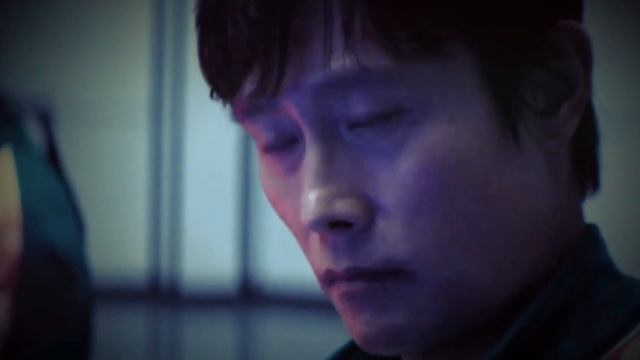 Песня Клип ВЕДУЩИЙ из ИГРЫ В КАЛЬМАРА 2 Betsy, Мария Янков смотреть онлайн