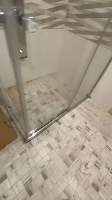 Сборка душевой кабины с нержавеющей подставкой. #водо? смотреть онлайн