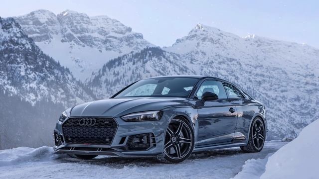 живые обои: Путешествие в Альпах Traveling in the Alps Audi RS5 R смотреть онлайн