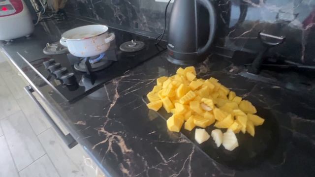 Всех накормила, вымыла окна смотреть онлайн