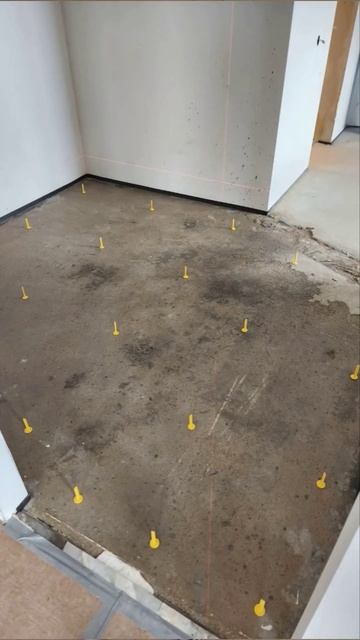 ПОТРЕСКАЛСЯ ПОЛ ПОСЛЕ ЗАЛИВКИ VETONIT 4100? смотреть онлайн