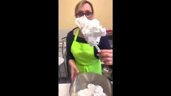 БЗК на KitchenAid - кремовая флористика (розы)