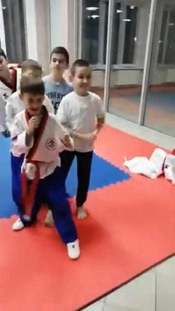 Пробуем разбить доску смотреть онлайн