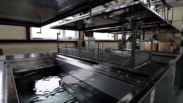 Ультразвуковая линия очистки с автоматическим портал смотреть онлайн