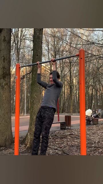 Кросс-тренинг для бегунов на длинные дистанции || Подтягивания на высокой перекладине :) смотреть онлайн