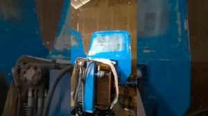 покраска трактора мтз-80 акриловой краской