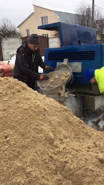 Напівсуха стяжка підлоги в м. Чернігів , робимо заміс ? смотреть онлайн