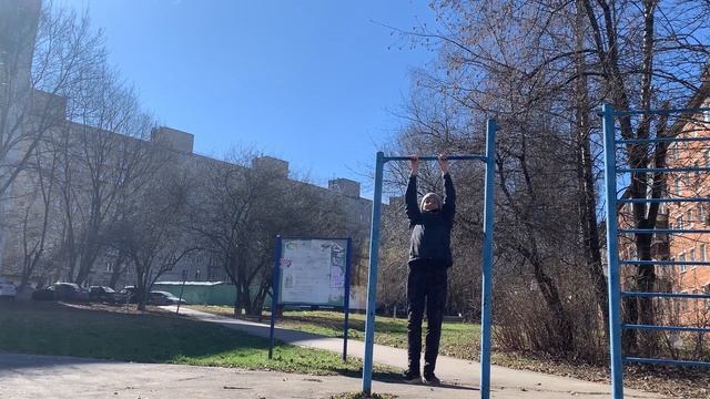 Кросс-тренинг для бегунов на длинные дистанции || Подтягивания на высокой перекладине :) смотреть онлайн