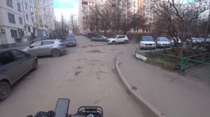 Упал заработок  Курьер плачет