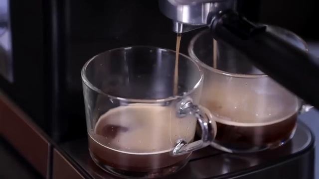 Кофеварка рожковая BBK BCM1500 черный/нержавеющая сталь, 20 смотреть онлайн