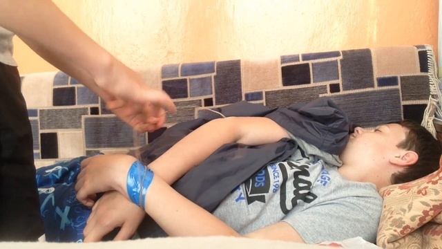 Связал друга смотреть онлайн