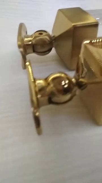 Золотой крепеж матовый и глянцевый из нержавейки смотреть онлайн