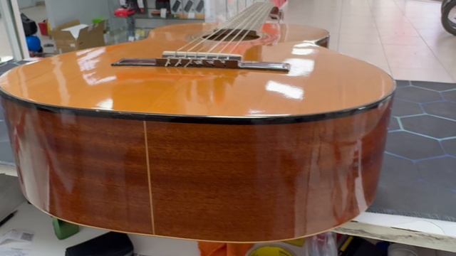 Гитара Admira Rosario смотреть онлайн