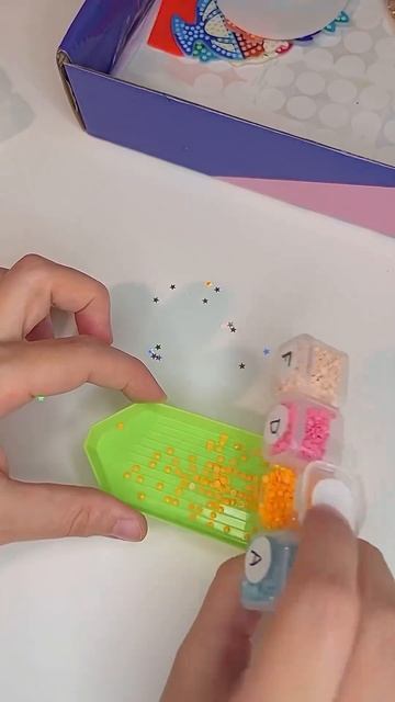 Стикеры с алмазной мозаикой можно приклеить куда угод смотреть онлайн