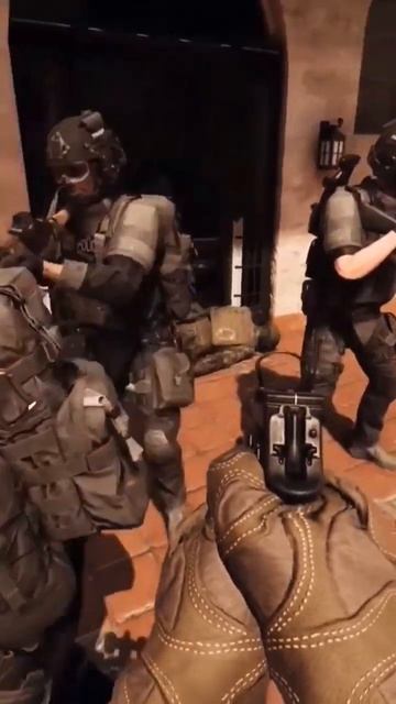 READY OR NOT ВЛЕТЕЛ НА СТРИМ #readyornot #shorts #readyornotgame смотреть онлайн