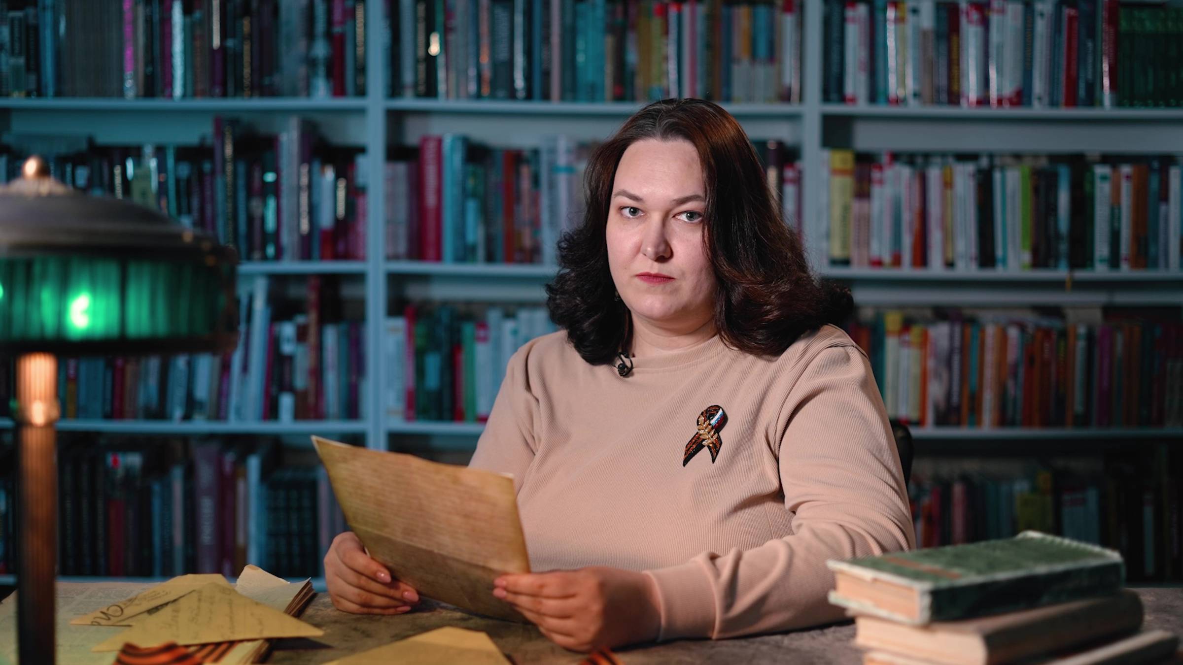 ПОМНИМ. ЧИТАЕМ. ЧТИМ / Эпизод 19. Фронтовое письмо Серафимы Масановой читает Анастасия Павлова смотреть онлайн