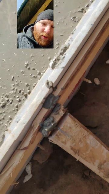 Опалубка из утеплителя.