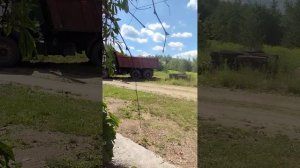 Строим дом. Часть 1046. Выгрузка песка с самосвала