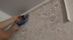 Как клеить ОБОИ на КРИВЫХ УГЛАХ