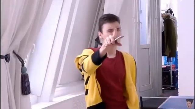 Танец Брайна Мапса подходит под любую песню 👌 смотреть онлайн