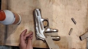 Как сделать SIG SAUER P250 из картона🔫 | How to make cardboard weapon #кра