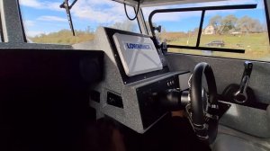 БЮДЖЕТНАЯ ЛОДКА НЕРЕГИСТРАТ . НЕ ПВХ / VOYAGER 700 CABIN