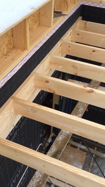 Стропило. #building #строит_alexprokarkas78 #стропило_пергол #карк? смотреть онлайн