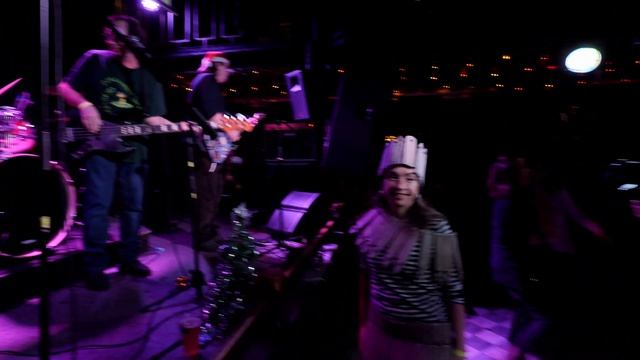 Была бы у меня бутылка вина. Дуче и УО смотреть онлайн