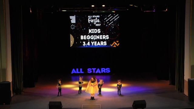 Пчелки by Калинина Радмила.All Stars Fiesta 2017 смотреть онлайн
