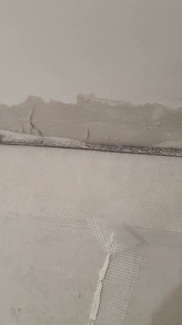 Что сделать, чтобы не лопнула стена и не появились тре? смотреть онлайн