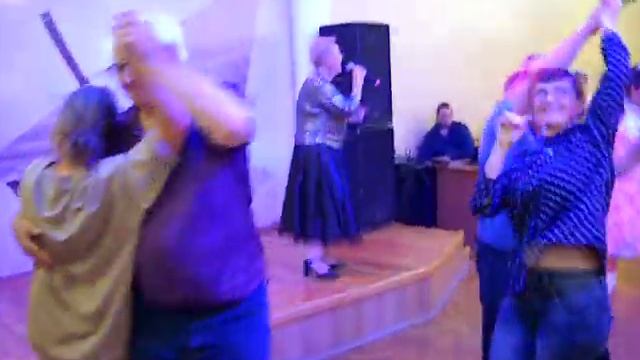 Для пенсионеров концертно-танцевальная программа Сег смотреть онлайн