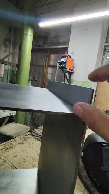 столик журнальный из нержавейки смотреть онлайн