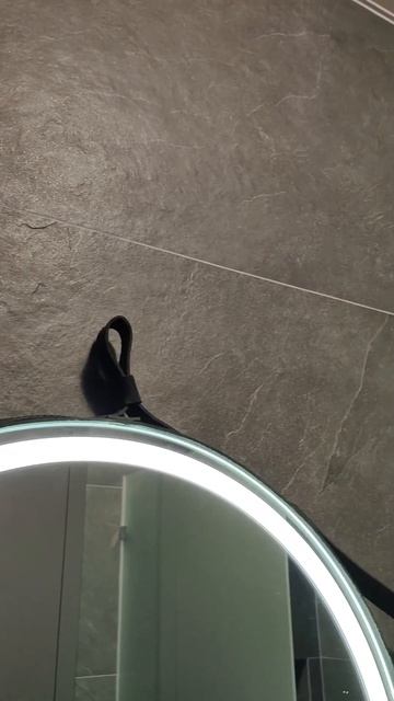 Преимущества темного керамогранита в ванной комнате: смотреть онлайн