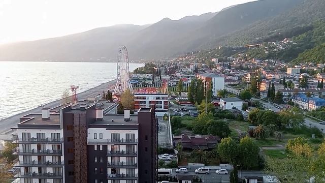 Гагра 2025. Вид из номера Гранд Отель Абхазия.