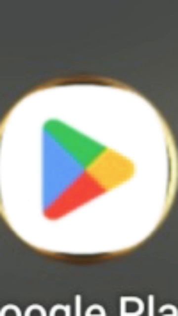 титан спикер мэн против Google Play
