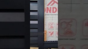 Как соеденить ровно две панели сайдинга на стыке.