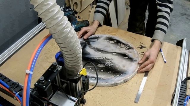 Большие настенные часы с имитацией мрамора из эпоксид смотреть онлайн