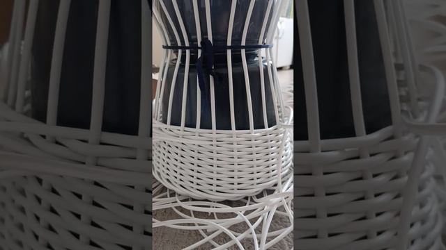 Кашпо из ротанга на подставке #ротанг#кашпо #кашпоизро