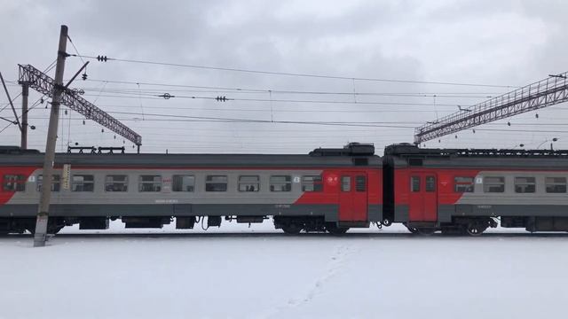 ЭД4М-0363 На станции Панки смотреть онлайн