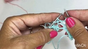 Невероятно красивый ажурный узор спицами.