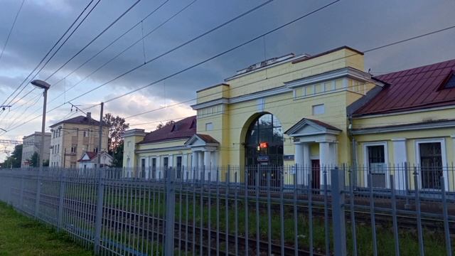 Объявления на станции Гатчина Варшавская. 08.06.2024 смотреть онлайн