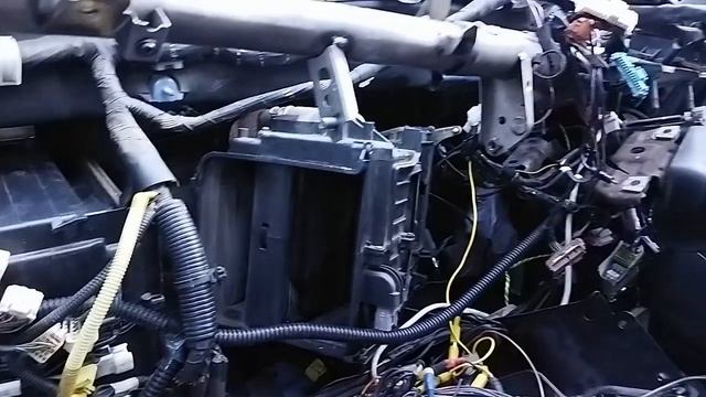 TOYOTA SURF 185. Замена радиатора отопителя(печки) #4(6). Почти ? смотреть онлайн