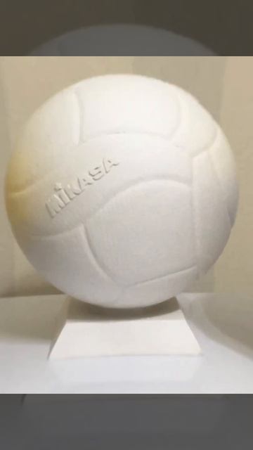 Мячи-копилки из гипса. Доступны для покупки смотреть онлайн