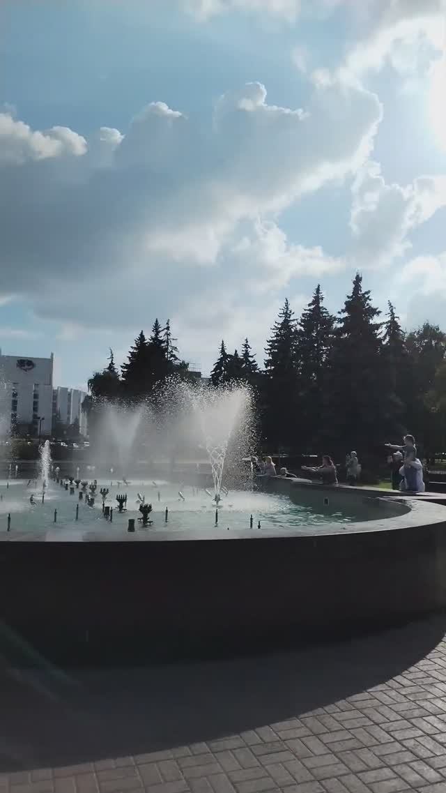 Музыкальный фонтан. Челябинск.⚡ смотреть онлайн