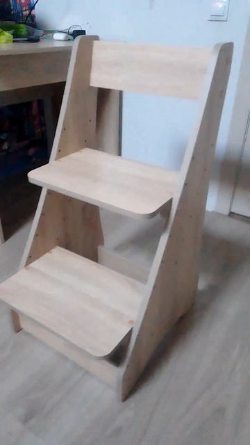 Растущий стул ЛДСП