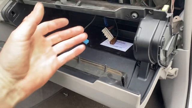 Как поменять фильтр салона на Камри 50 из Кореи | Camry XV50 F