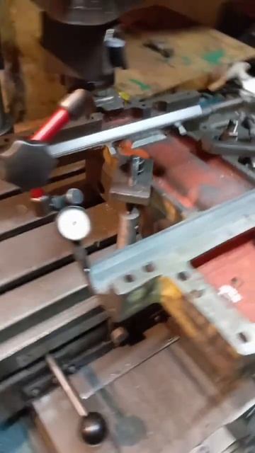 Фрезеровка суппорта токарного станка 1п611 под антифри? смотреть онлайн