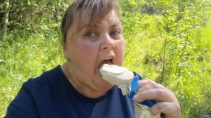 мукбанг  в лесу